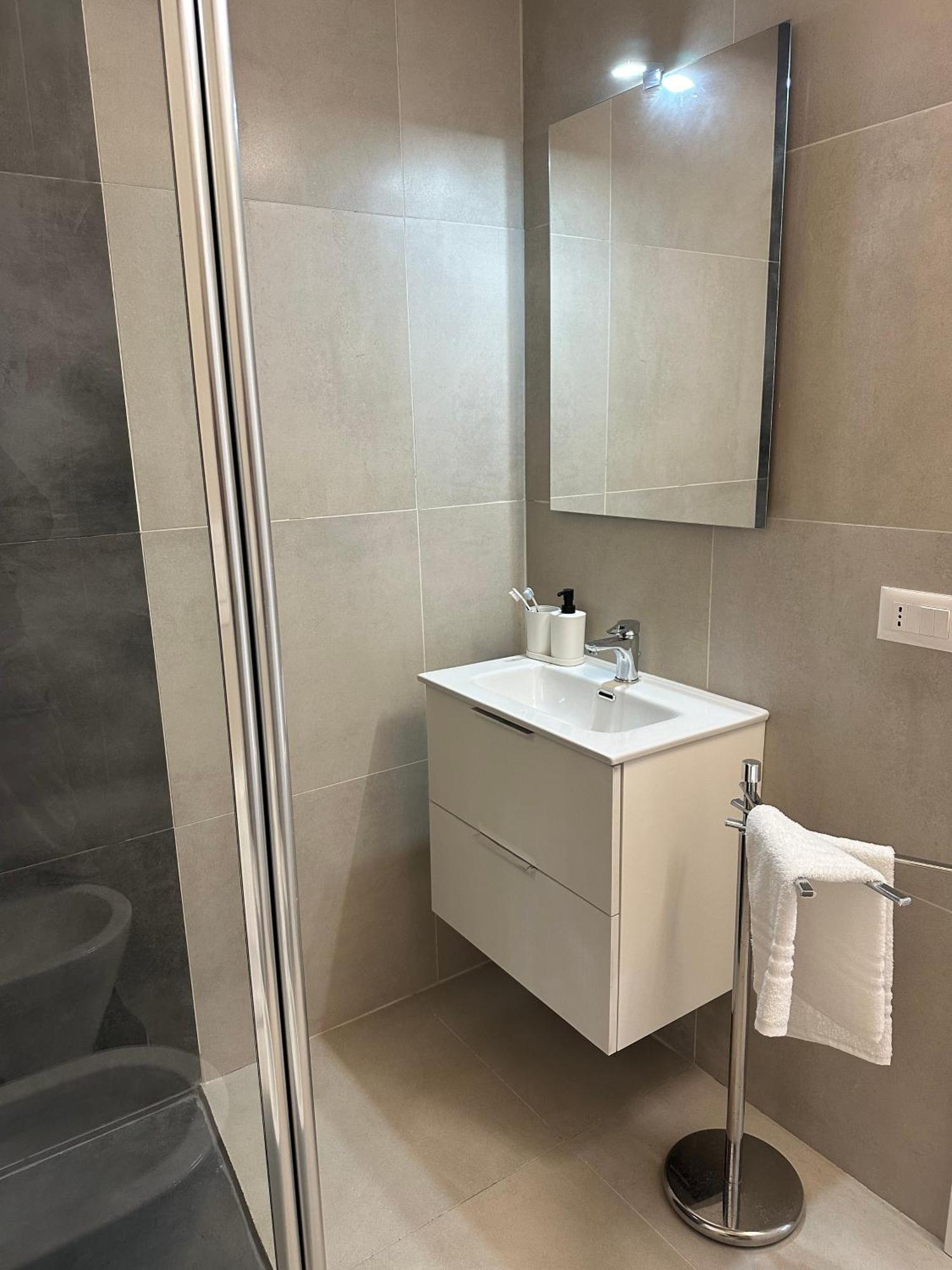 Mosaic Inn Генуя Екстер'єр фото